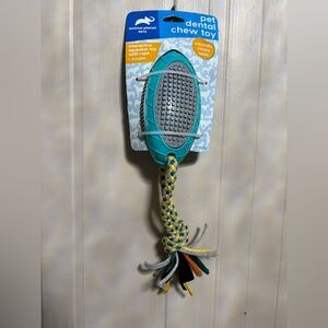 Animal Planet Interactive Squaker  ~ Natural Dental Dog Toy ~ Clean Teeth & Gums